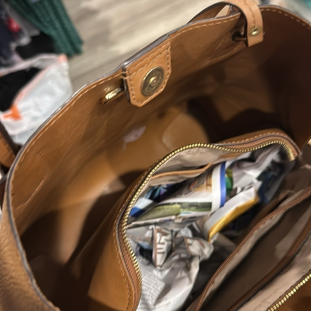 Michael Kors MD center zip tote - Picture 10 of 11